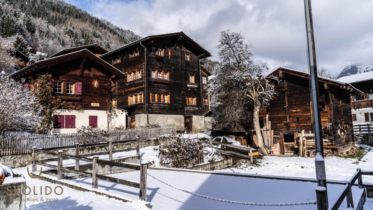 Heimeliges Walliserhaus Фиш Экстерьер фото