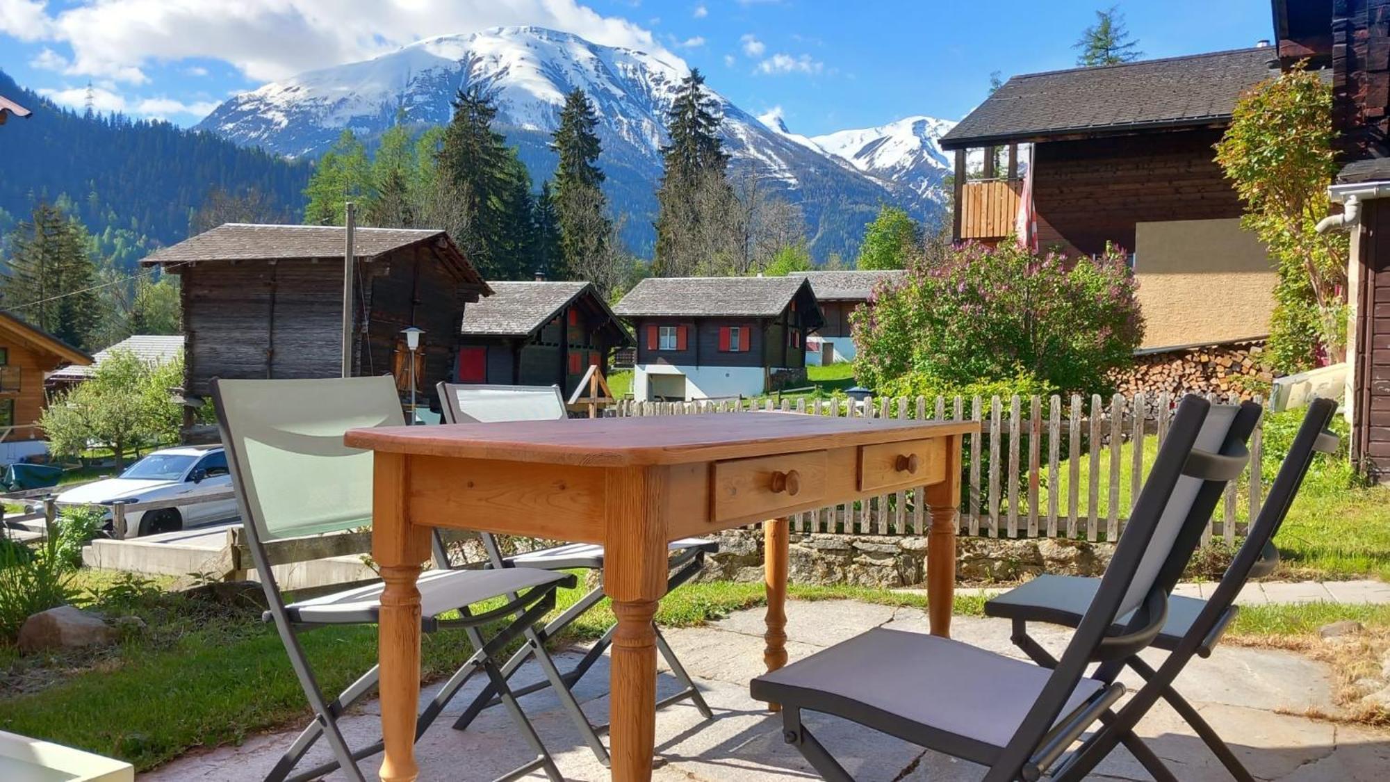 Heimeliges Walliserhaus Фиш Экстерьер фото